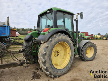 Traktors John Deere 6430: foto 4