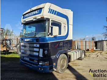 Vilcējs SCANIA R114