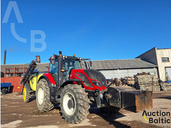 Traktors VALTRA T194