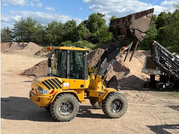 Riteņu iekrāvējs VOLVO L30B