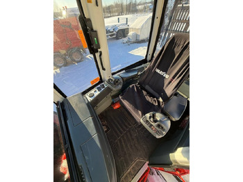 Komatsu 865 līzingu Komatsu 865: foto 5 Komatsu 865 līzingu Komatsu 865: foto 5