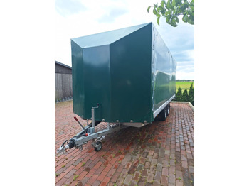 : fotogrāfija galvenē