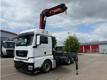 Kravas auto ar manipulatoru MAN TGX 26.440