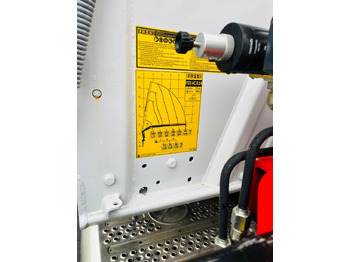 Kravas automašīna pašizgāzējs, Kravas auto ar manipulatoru Mercedes-Benz Arocs 1835 4x4 Meiller Fassi Kran Kipper: foto 4 Kravas automašīna pašizgāzējs, Kravas auto ar manipulatoru Mercedes-Benz Arocs 1835 4x4 Meiller Fassi Kran Kipper: foto 4