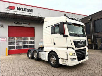 Vilcējs MAN TGX 26.500