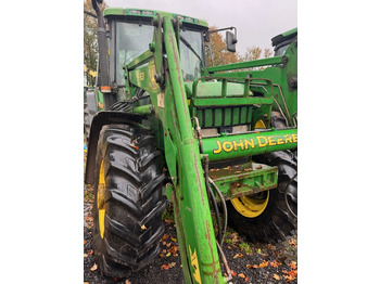 Traktors JOHN DEERE 6400