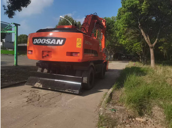 Riteņu ekskavators DOOSAN DH210W-9C: foto 4