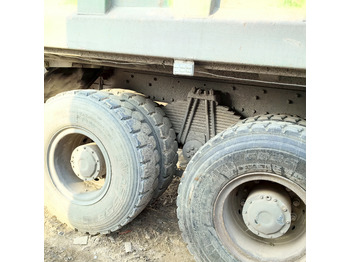 Kravas automašīna pašizgāzējs FAW China 8x4 430hp-Green: foto 5