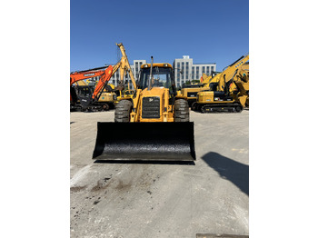 JCB 4CX līzingu JCB 4CX: foto 4