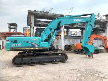 Kāpurķēžu ekskavators KOBELCO