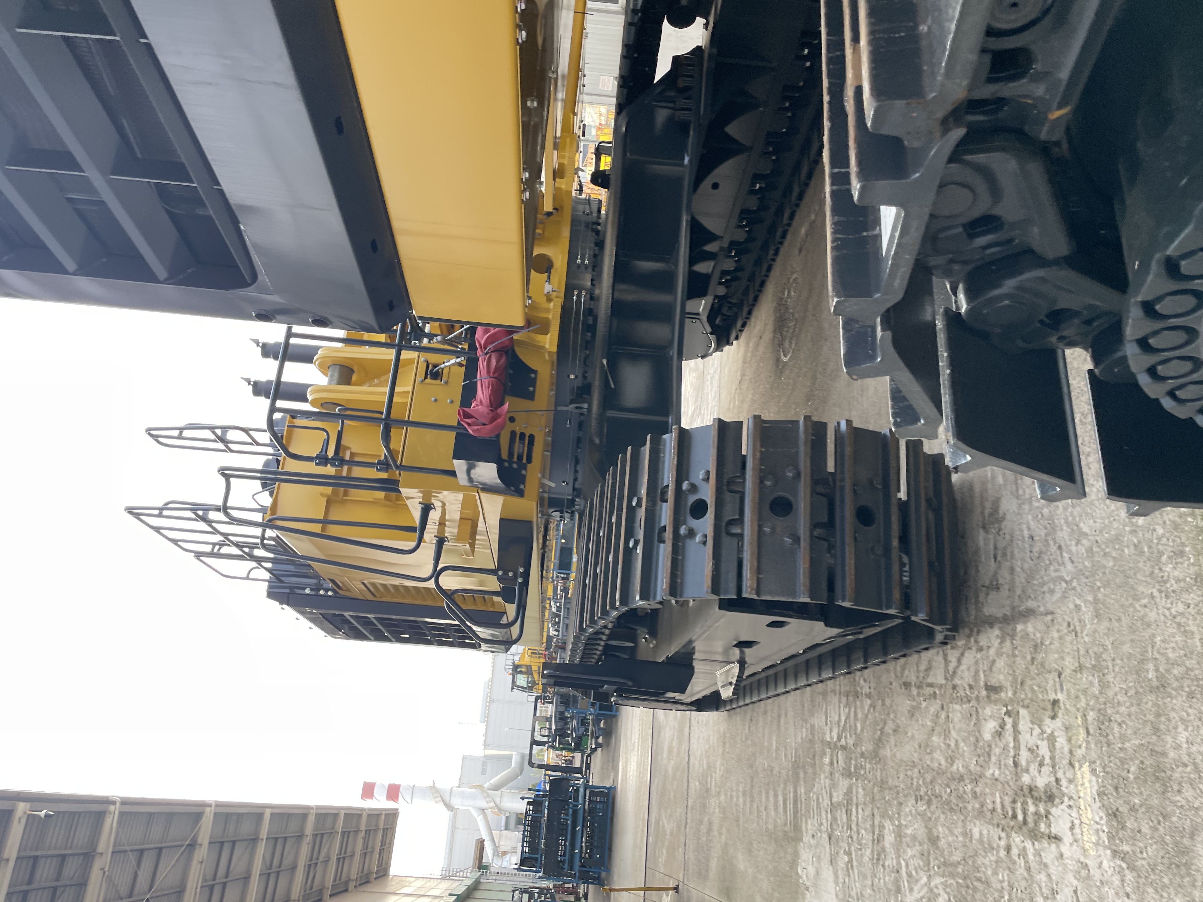 Kāpurķēžu ekskavators KOMATSU