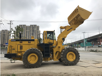 Riteņu iekrāvējs KOMATSU WA600-3