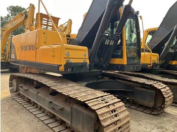 Kāpurķēžu ekskavators VOLVO EC210BLC
