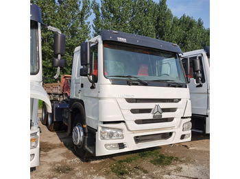Vilcējs HOWO 6x4 371hp tractor: foto 3