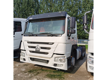 Vilcējs HOWO 6x4 371hp tractor: foto 4