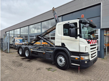 Pacēlājs ar āķi SCANIA P 360