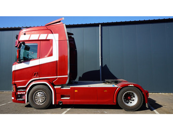 Vilcējs SCANIA R 450