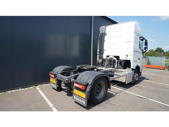 Vilcējs Volvo FH420 4X2 ADR EURO6: foto 4