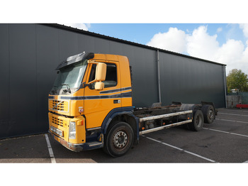 Šasija kravas automašīna Volvo FM9 340 6X2 CHASSIS EURO 5 480000KM: foto 3 Šasija kravas automašīna Volvo FM9 340 6X2 CHASSIS EURO 5 480000KM: foto 3