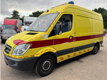 Ātrās palīdzības mašīna MERCEDES-BENZ Sprinter 316