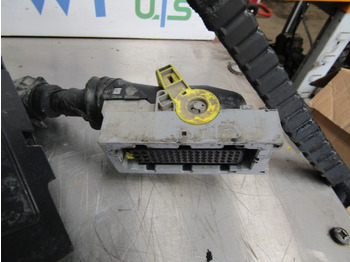 Elektrosistēma - Kravas automašīna DAF XF 105 PACCAR ENGINE/ECU HARNESS: foto 2