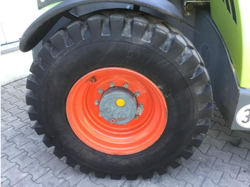 Iekrāvējs CLAAS SCORPION 7044 VARIPOWER: foto 5