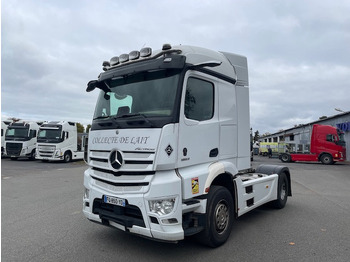 Vilcējs MERCEDES-BENZ Actros