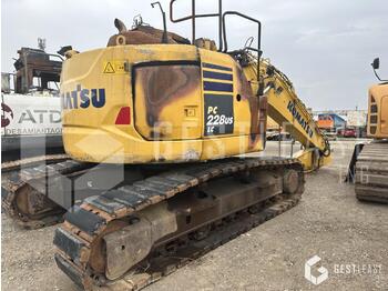 Kāpurķēžu ekskavators Komatsu PC228USLC-10: foto 3