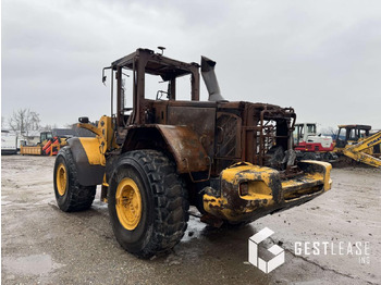 Riteņu iekrāvējs Volvo L 120 F: foto 2