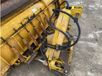 Sniega arkls - Lauksaimniecības tehnika Bassi 2.70 m: foto 5 Sniega arkls - Lauksaimniecības tehnika Bassi 2.70 m: foto 5