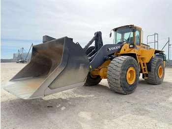 Riteņu iekrāvējs VOLVO L220D