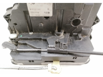 Durvis un rezerves daļas - Kravas automašīna Mercedes-Benz Door lock A9607230001: foto 5