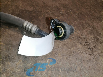 Apsilde/ Ventilācija - Kravas automašīna Volvo A/C pipe 82331894: foto 2