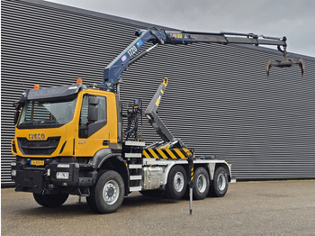 Pacēlājs ar āķi IVECO Trakker