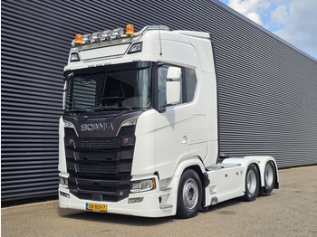 Vilcējs SCANIA S 770