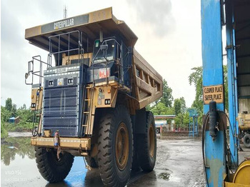 Karjeru pašizgāzējs CATERPILLAR 777