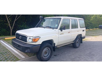 Vieglā automašīna TOYOTA Land Cruiser
