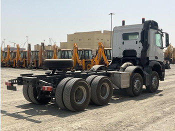 Šasija kravas automašīna Mercedes-Benz Arocs 4240: foto 3