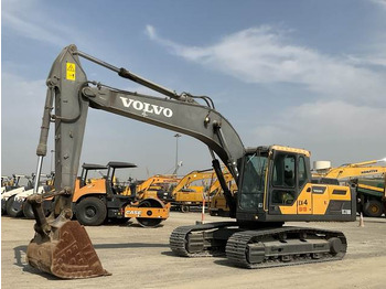 Kāpurķēžu ekskavators VOLVO EC210D