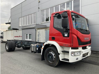 Šasija kravas automašīna Iveco Eurocargo ML180E32: foto 4