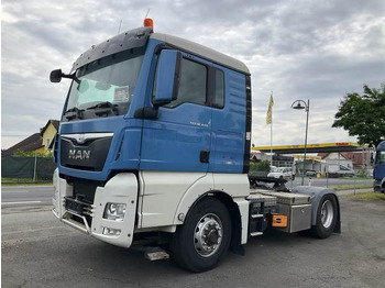 Vilcējs MAN TGX 18.440