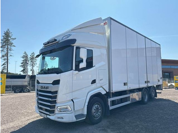 Kravas automašīna ar slēgto virsbūvi DAF XF 530