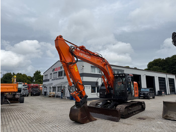 Ekskavators Hitachi ZX225 USLC-5B Kurzheck Kettenbagger: foto 2