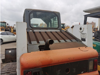 Kāpurķēžu kompaktiekrāvējs Bobcat 864: foto 5