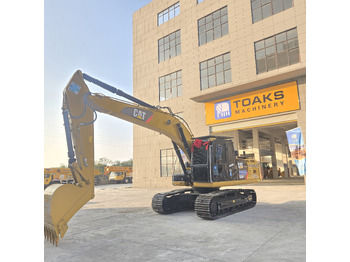 Ekskavators CATERPILLAR 320D