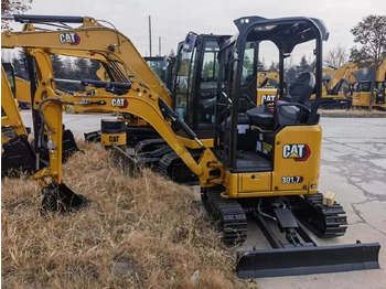 Kāpurķēžu ekskavators CATERPILLAR 301.7