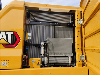 Jaunā Kāpurķēžu ekskavators Caterpillar 333: foto 3