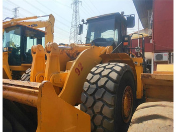 Riteņu iekrāvējs CATERPILLAR 980H