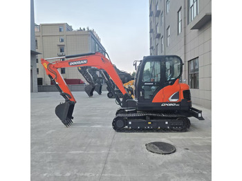 Mini-ekskavators DOOSAN DX60