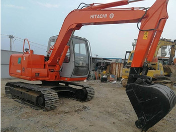 Mini-ekskavators HITACHI EX60